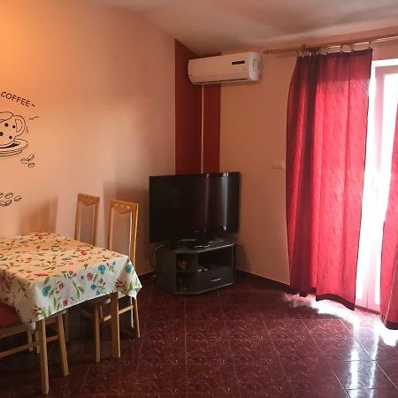 Apartmani Paulina Lopar Eksteriør billede