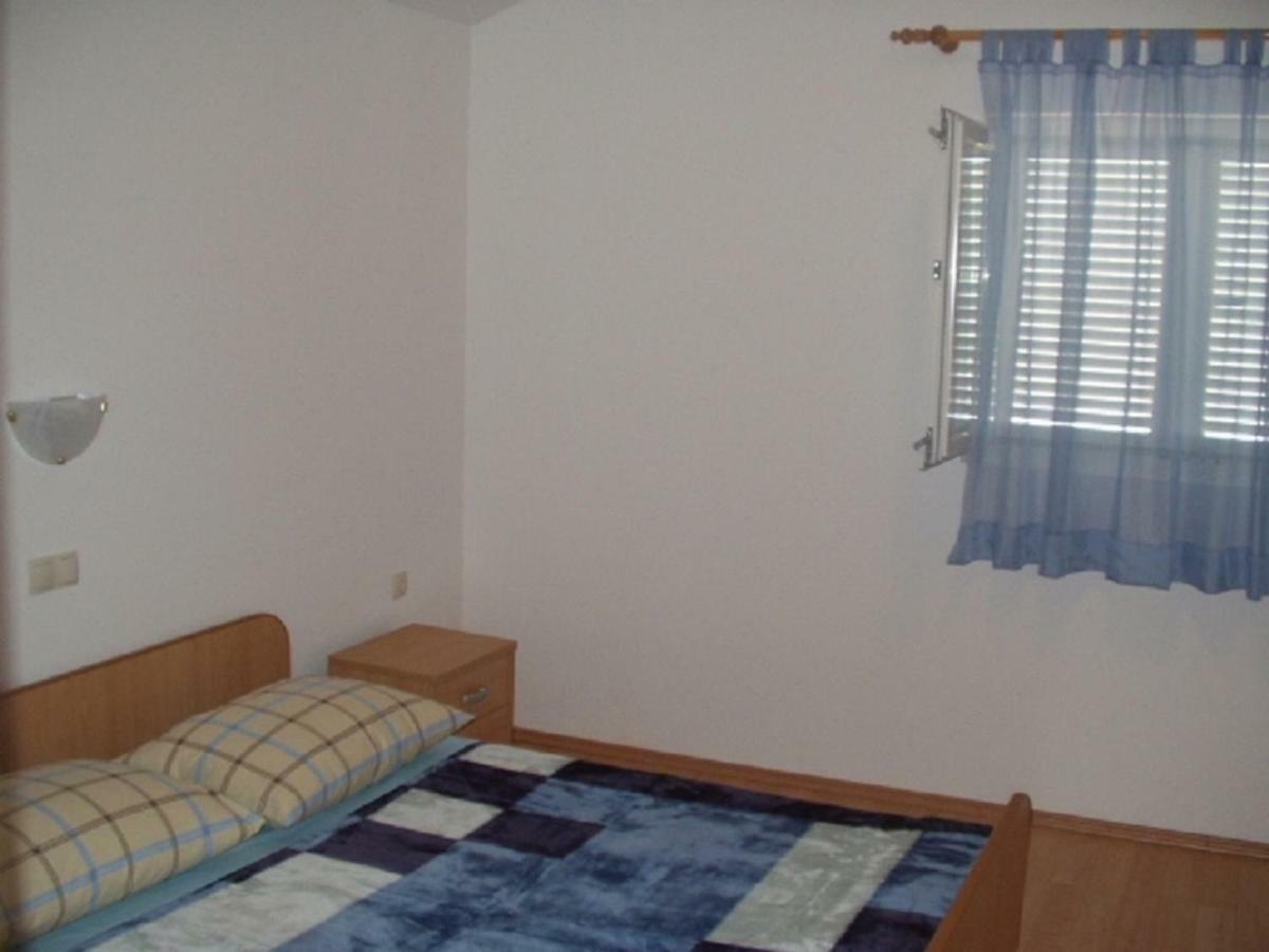 Apartmani Paulina Lopar Eksteriør billede